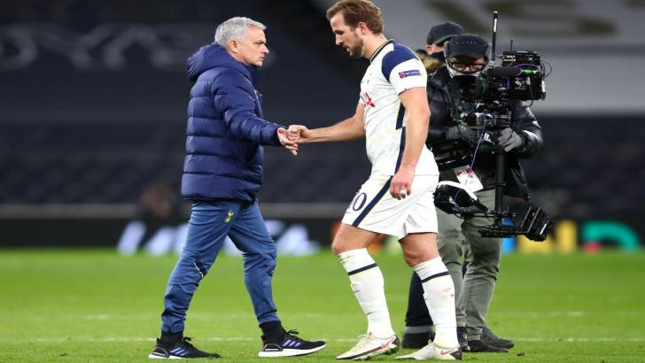 Jose Mourinho and Harry Kane